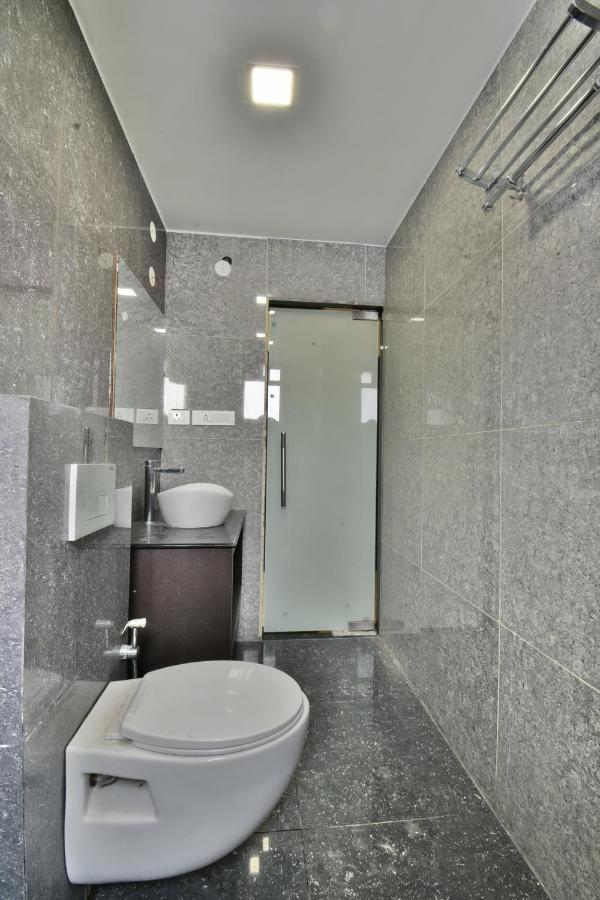 The Clovers Inn Patna  Ngoại thất bức ảnh
